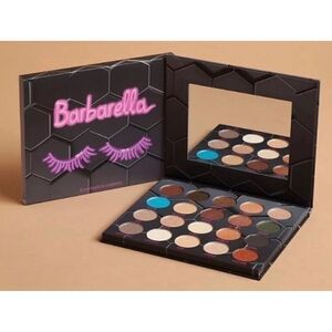 BRAND NEW~BeeBeauty London Barbarella Eyeshadow Palette~Gorgeous Colors